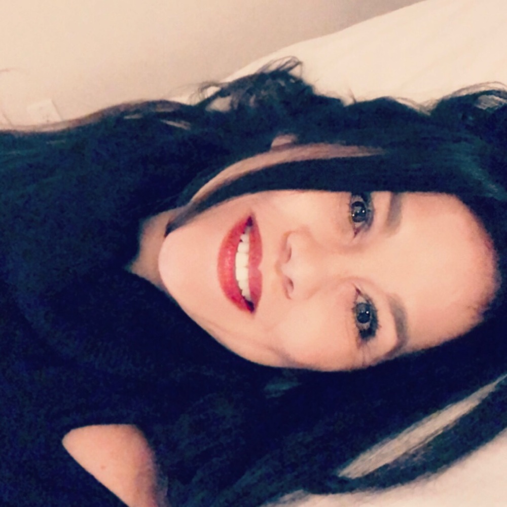 Meet your Posher, Gina